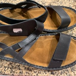 Naot Womens Black Leather Sandals 40 (9.5)